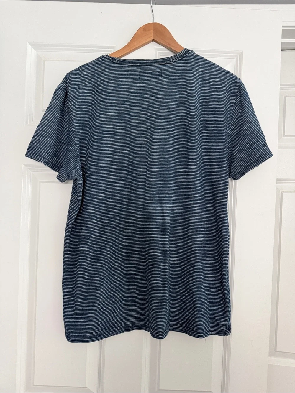 Everlane Navy and White Stripe Pocket Cotton Tee Mens Large - Picture 4 of 8